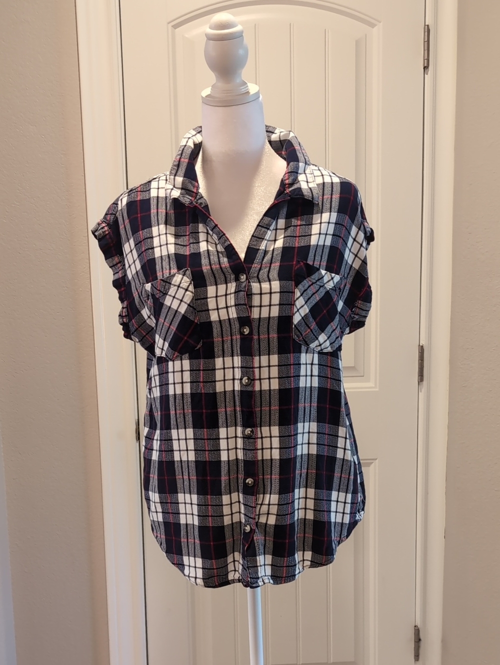 JACHS Girlfriend Navy, White & Red Plaid Button Down Shirt